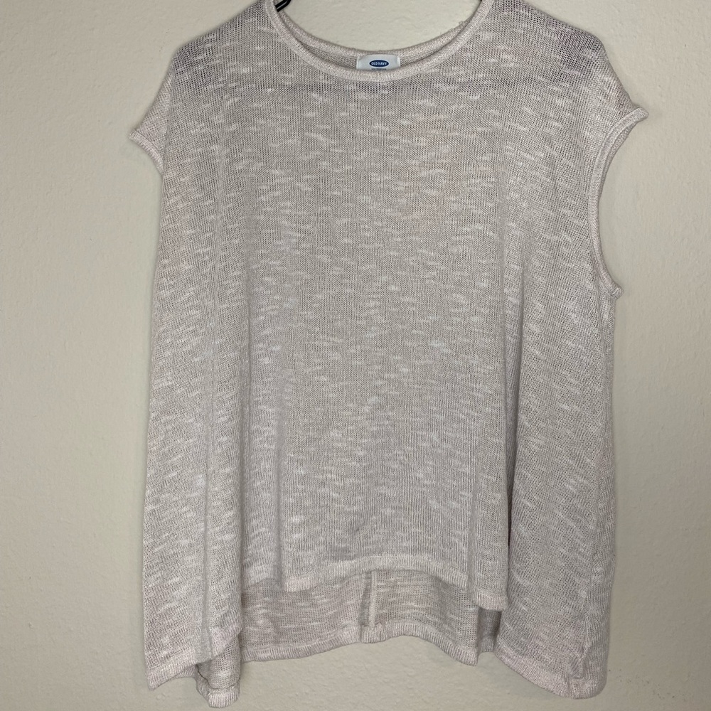 Cozy old navy neutral short sleeve